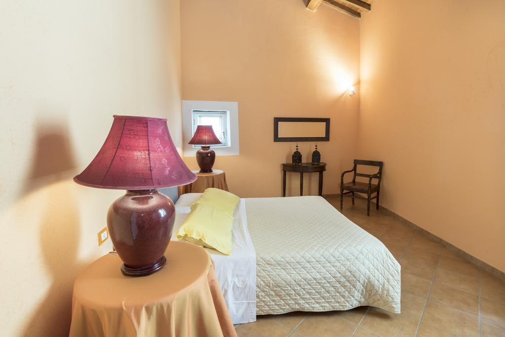 Agriturismo Borgo Spagnoli Маджоне Экстерьер фото